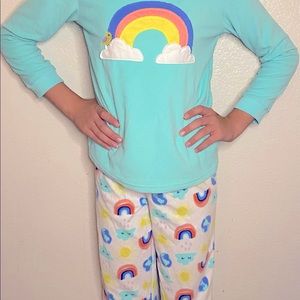 2 piece girls rainbow pj’s (age 8)